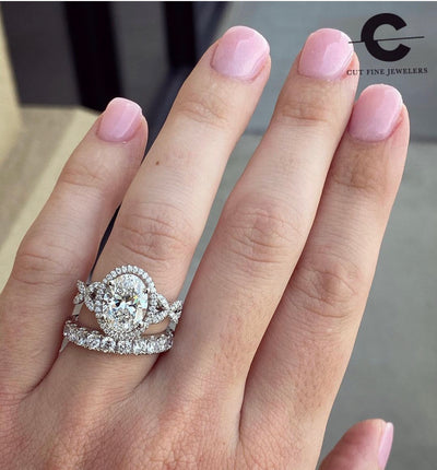 A Comprehensive Guide to Halo Engagement Rings: