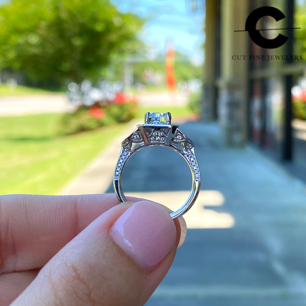 Vintage 3 stone ring settings discount