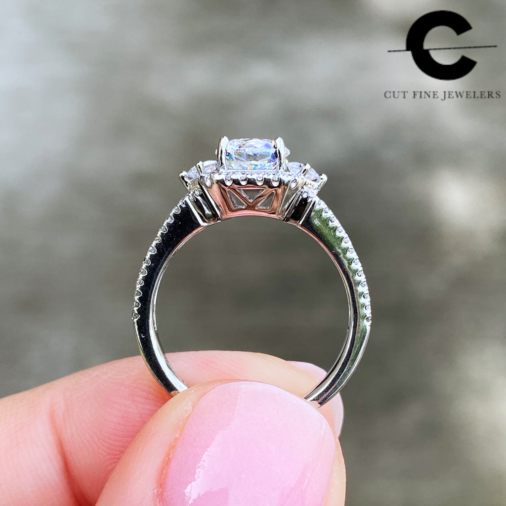Round stone square setting discount